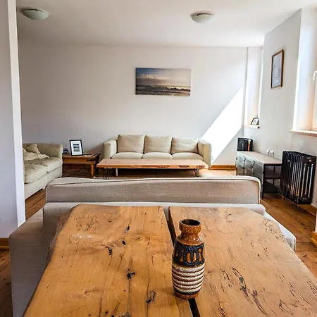 Old Hunting Apartment
